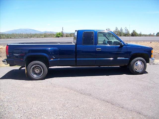 Chevrolet C3500 1999 photo 22