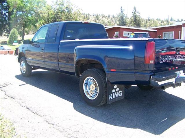 Chevrolet C3500 1999 photo 24