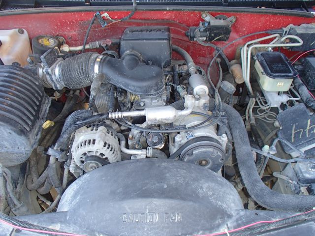 Chevrolet C3500 2000 photo 3