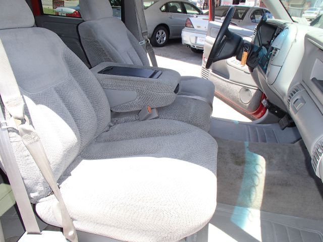 Chevrolet C3500 2000 photo 8