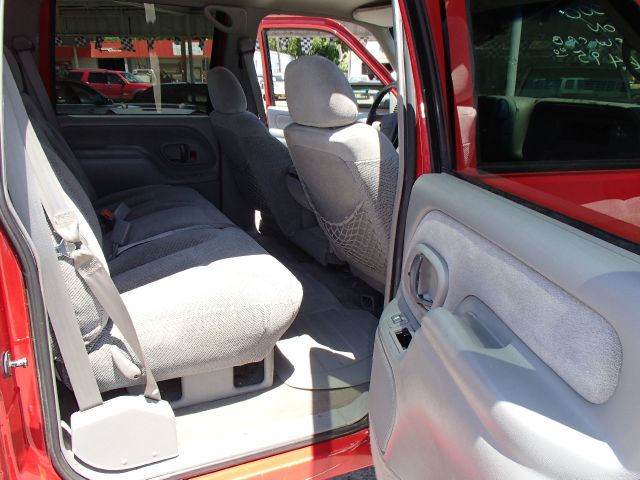 Chevrolet C3500 2000 photo 9