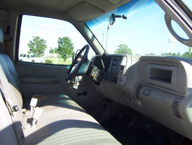 Chevrolet C3500 2000 photo 6