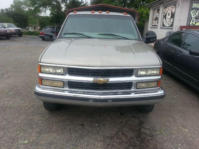 Chevrolet C3500 2000 photo 2