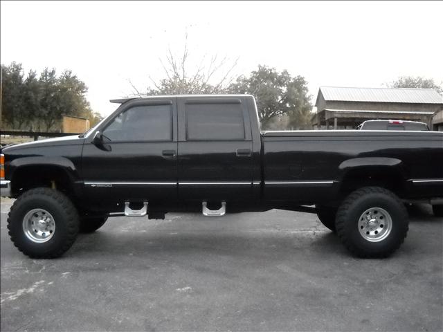 Chevrolet C3500 Unknown Crew Cab Pickup