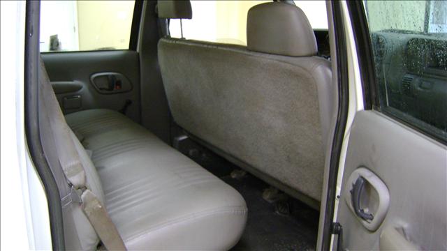 Chevrolet C3500 2000 photo 2