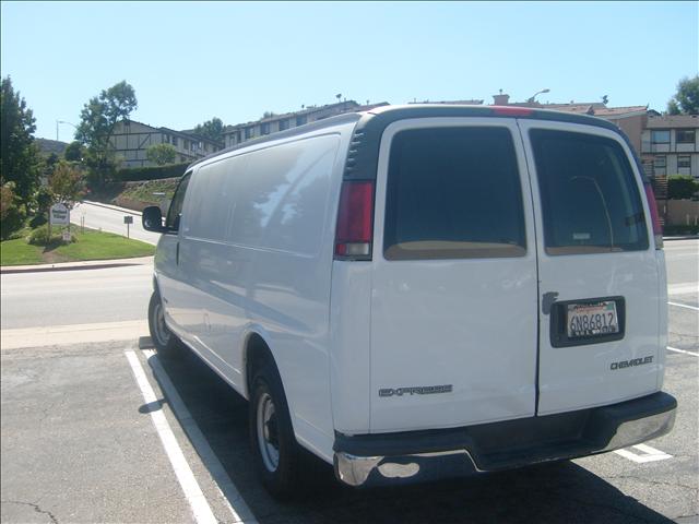 Chevrolet C3500 2001 photo 1