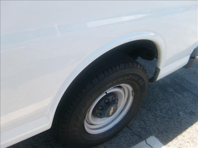 Chevrolet C3500 2001 photo 4