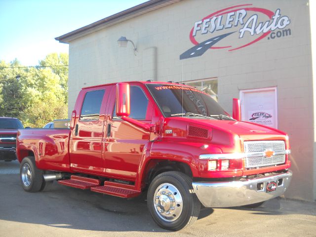 Chevrolet C4500 2004 photo 2