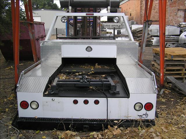 Chevrolet C4500 2004 photo 3