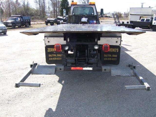 Chevrolet CC6500 2004 photo 2