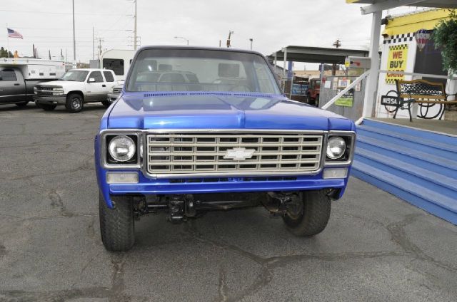 Chevrolet CK1500 4x4-Project Truck 2014 photo 17