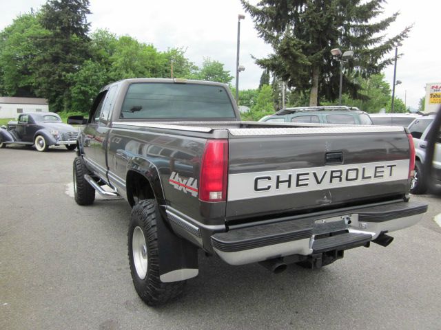Chevrolet C/K 2500 Series 1993 photo 2