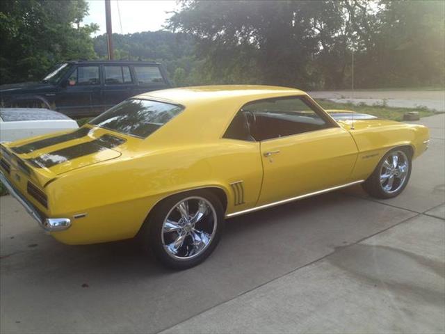 Chevrolet Camaro 1969 photo 3