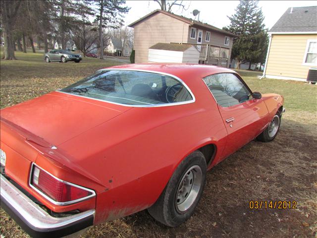 Chevrolet Camaro 1975 photo 1
