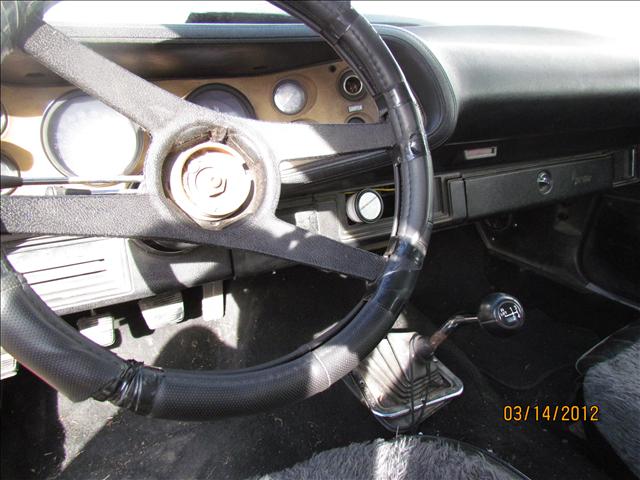 Chevrolet Camaro 1975 photo 2