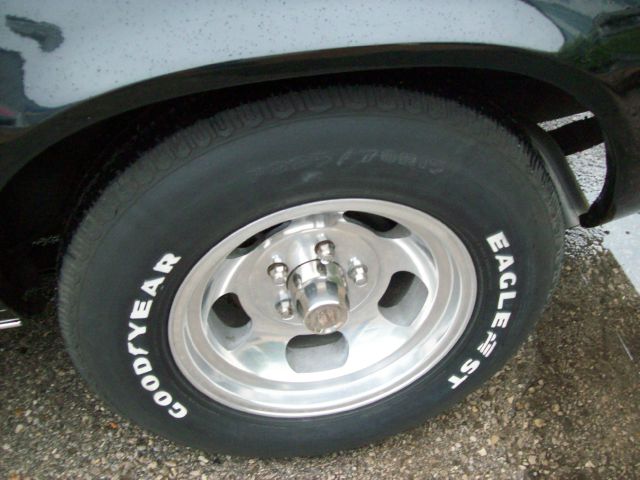 Chevrolet Camaro 1975 photo 1