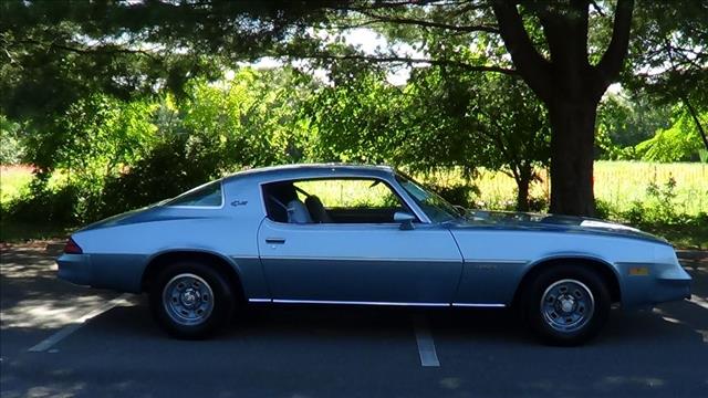 Chevrolet Camaro 1978 photo 1