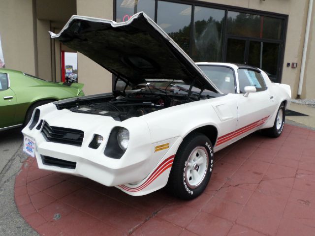 Chevrolet Camaro 1980 photo 4