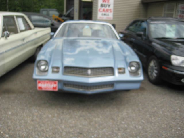 Chevrolet Camaro 1981 photo 2