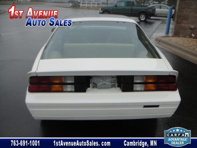 Chevrolet Camaro 1982 photo 3