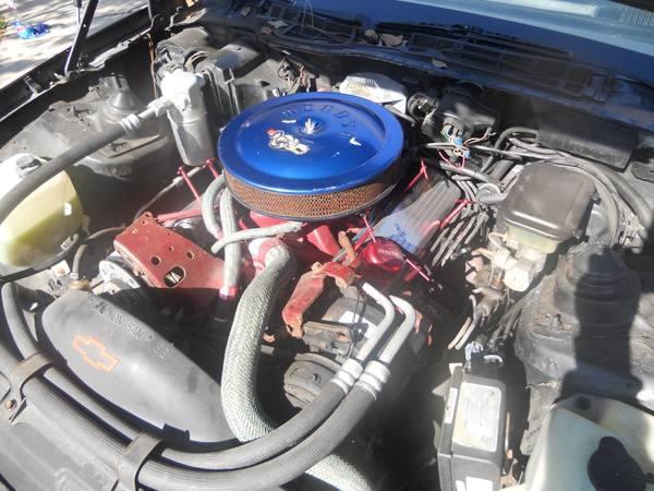 Chevrolet Camaro 1983 photo 2