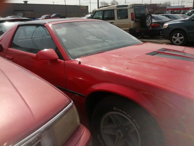 Chevrolet Camaro 1984 photo 2