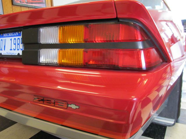 Chevrolet Camaro 1984 photo 3