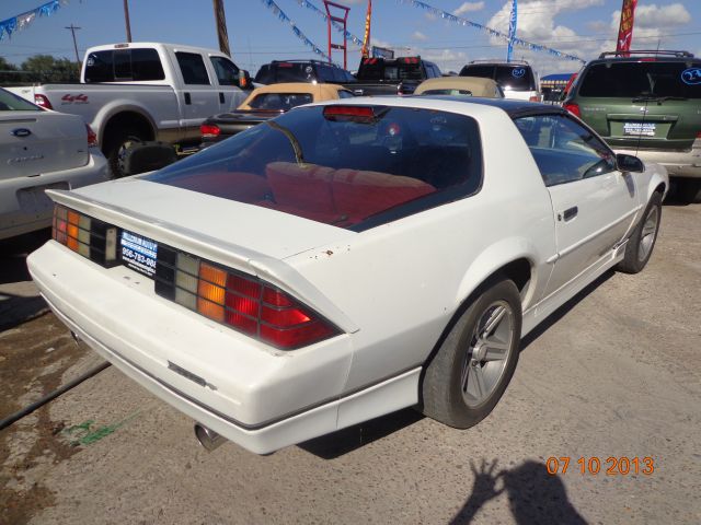 Chevrolet Camaro 1986 photo 2