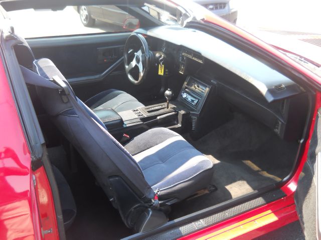 Chevrolet Camaro 1986 photo 3