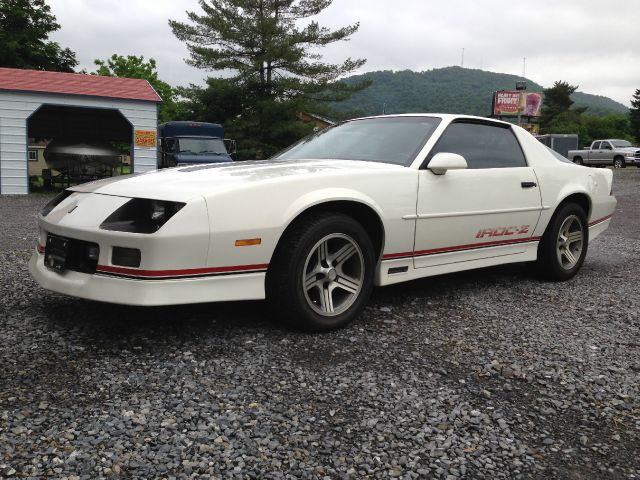Chevrolet Camaro 1988 photo 6