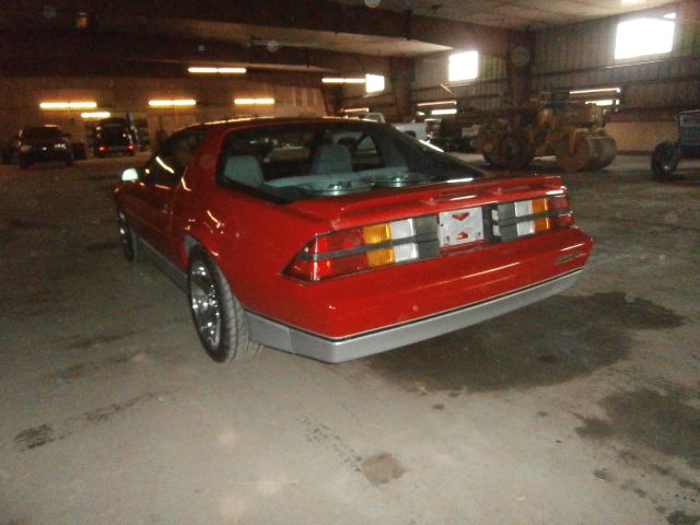 Chevrolet Camaro 1988 photo 2