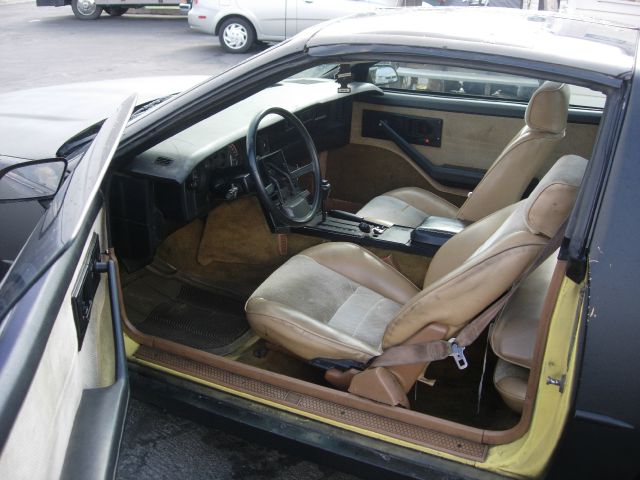 Chevrolet Camaro 1988 photo 1