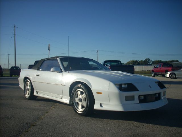 Chevrolet Camaro 1991 photo 3