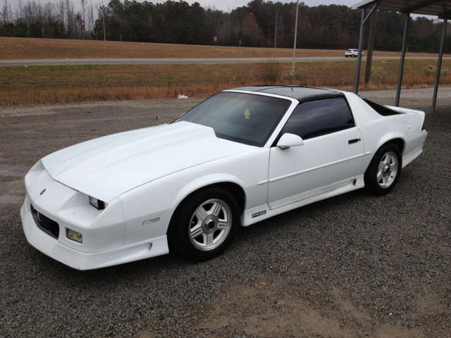 Chevrolet Camaro 1992 photo 2