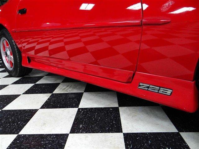 Chevrolet Camaro 1992 photo 10