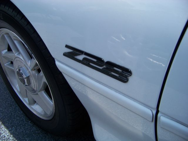 Chevrolet Camaro 1994 photo 3