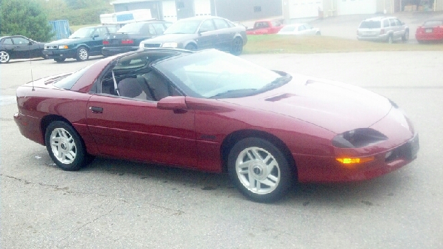 Chevrolet Camaro 1995 photo 1