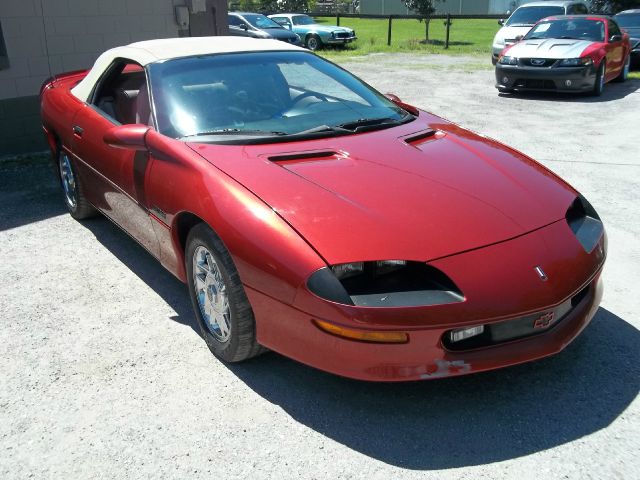 Chevrolet Camaro 1996 photo 2