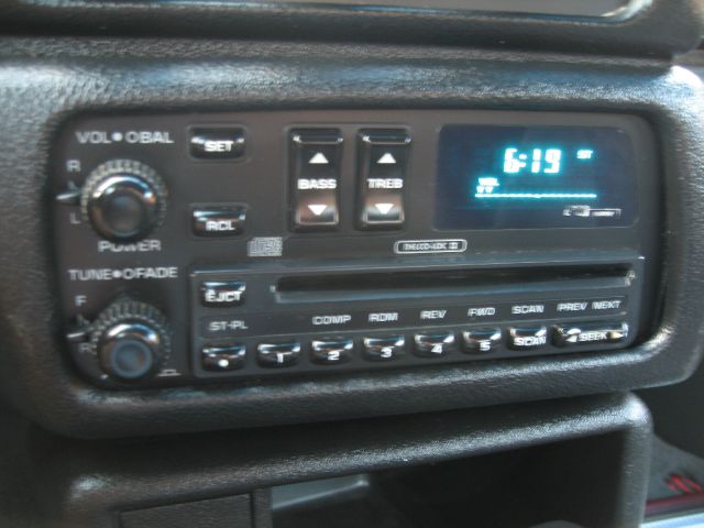 Chevrolet Camaro 1996 photo 1