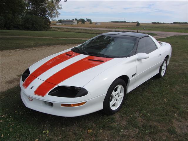 Chevrolet Camaro 1997 photo 3