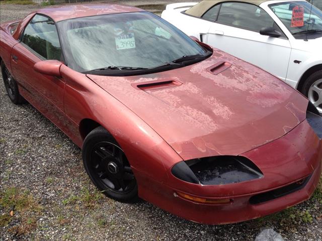 Chevrolet Camaro 1997 photo 1