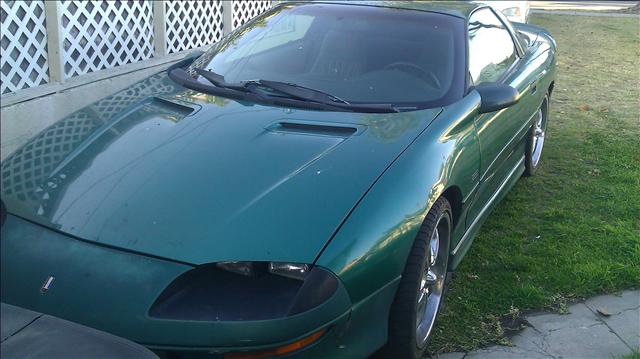 Chevrolet Camaro XLS Coupe