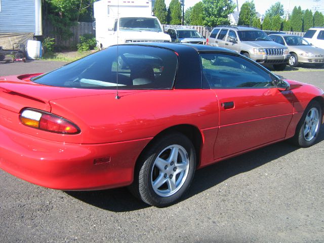 Chevrolet Camaro 1997 photo 1