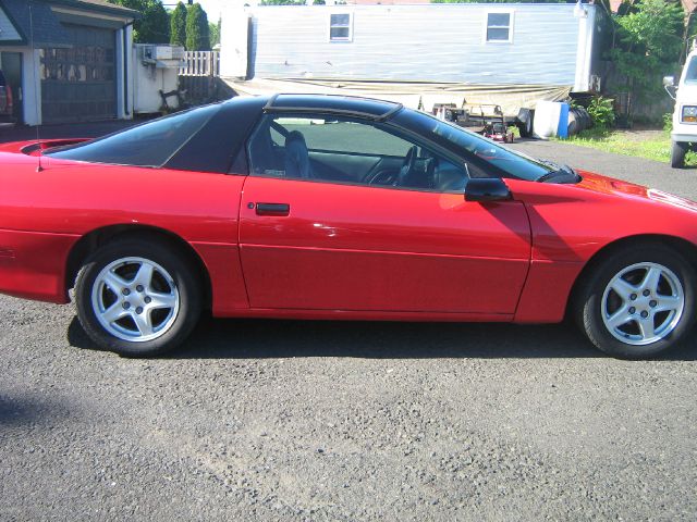 Chevrolet Camaro 1997 photo 19