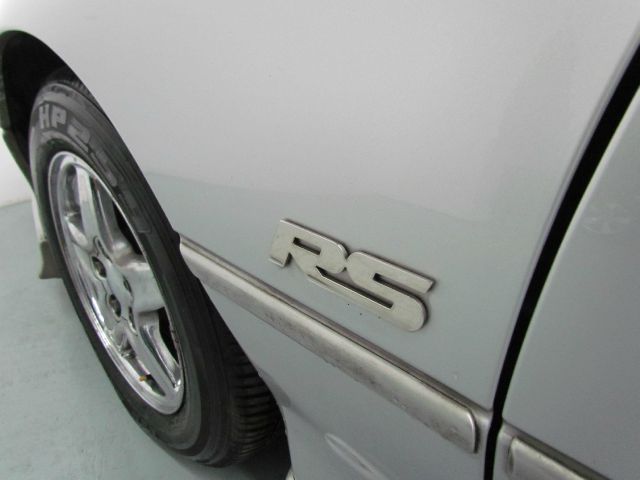 Chevrolet Camaro 1997 photo 1