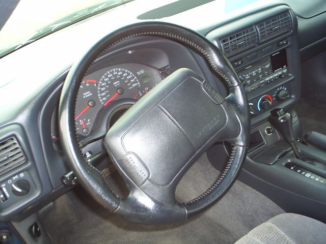 Chevrolet Camaro 1997 photo 2