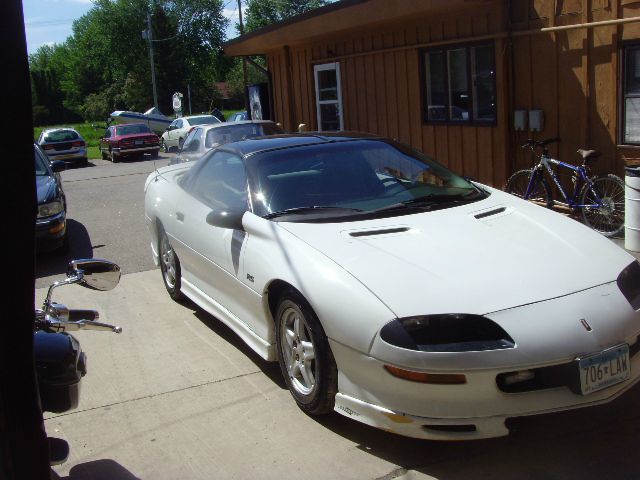 Chevrolet Camaro 1997 photo 1