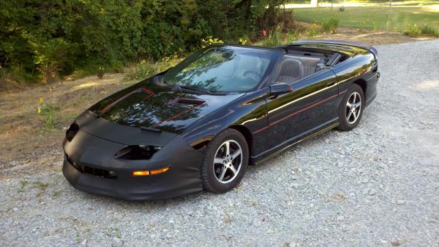 Chevrolet Camaro 1997 photo 1