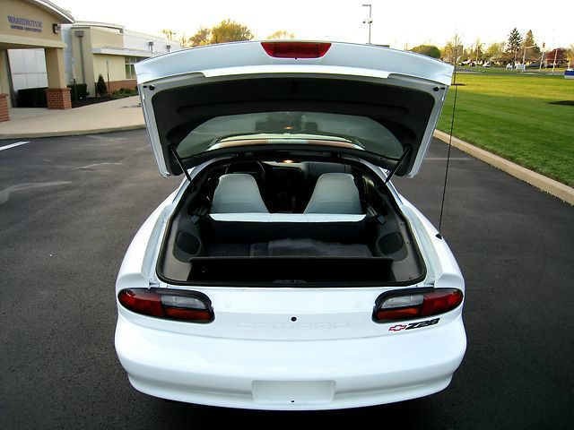 Chevrolet Camaro 1997 photo 29