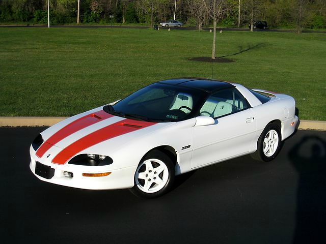 Chevrolet Camaro 1997 photo 3